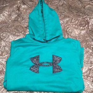 XL Under Armour “Storm” Sweatshirt